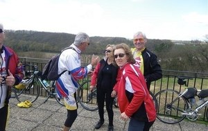 Arrivée au Château de Sainte-Croix pour le déjeuner