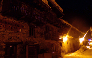 Visite nocturne du vieux village de Bonneval